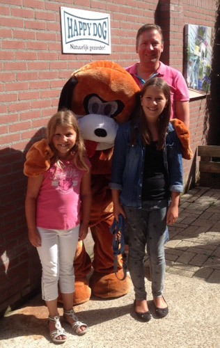 fam met bommeltje